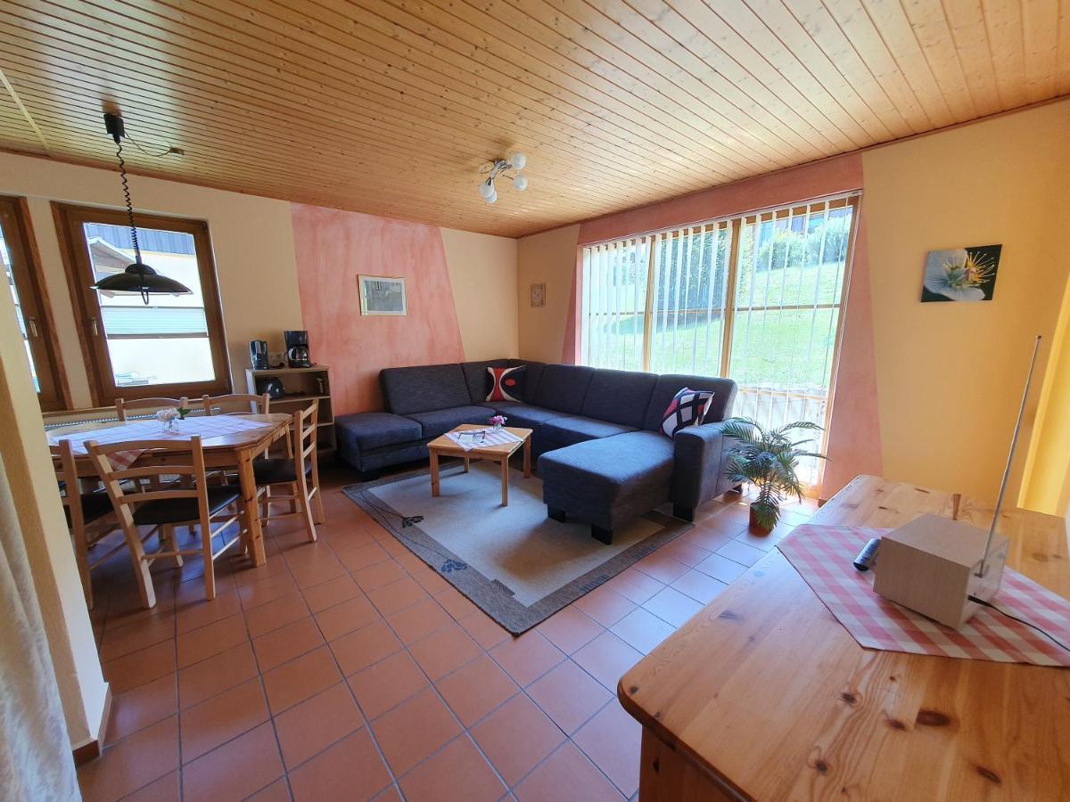 เฟรีนดอร์ฟ ฟูชส์แบร์ค Villa Schirgiswalde-Kirschau ภายนอก รูปภาพ