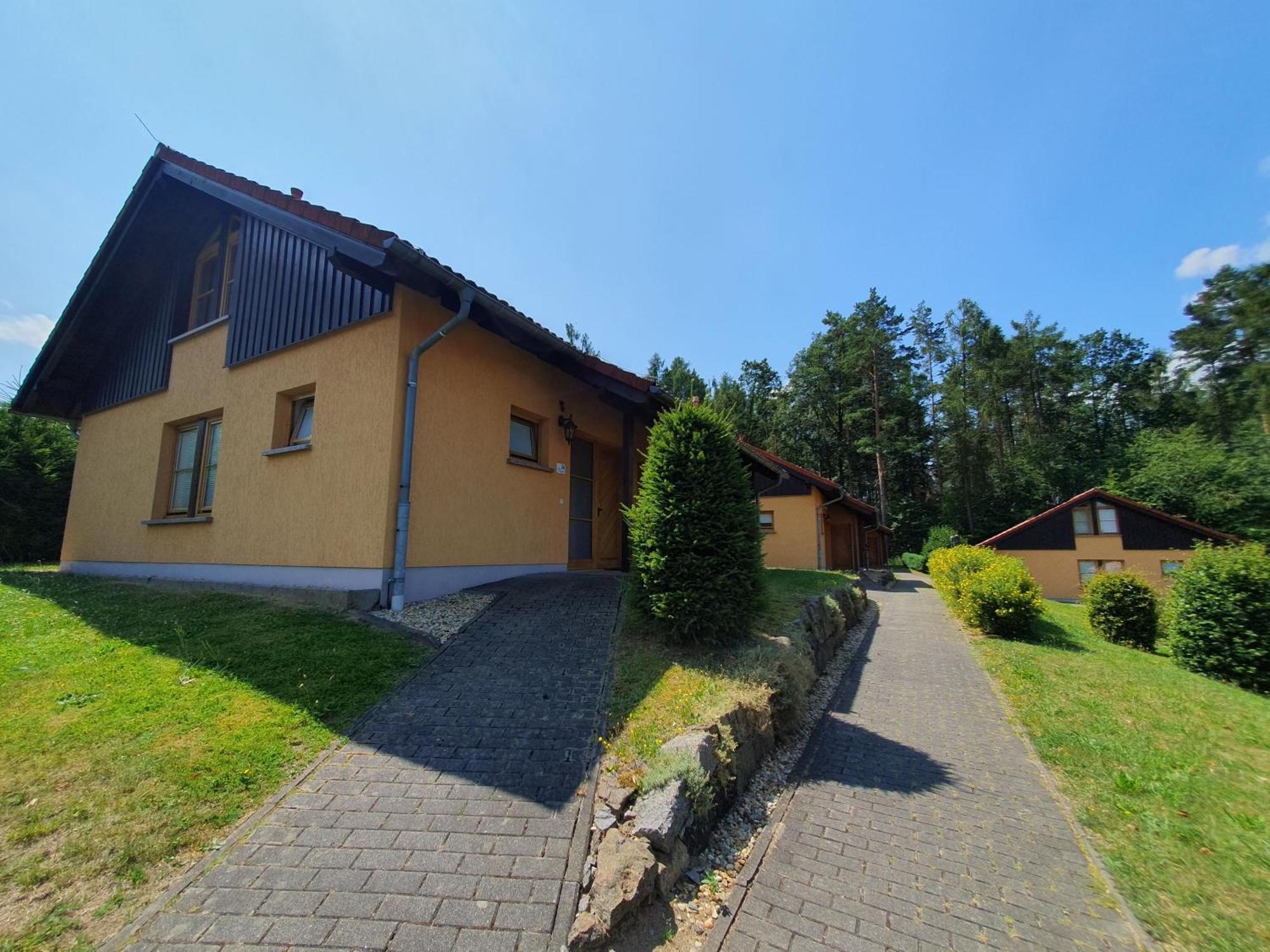 เฟรีนดอร์ฟ ฟูชส์แบร์ค Villa Schirgiswalde-Kirschau ภายนอก รูปภาพ