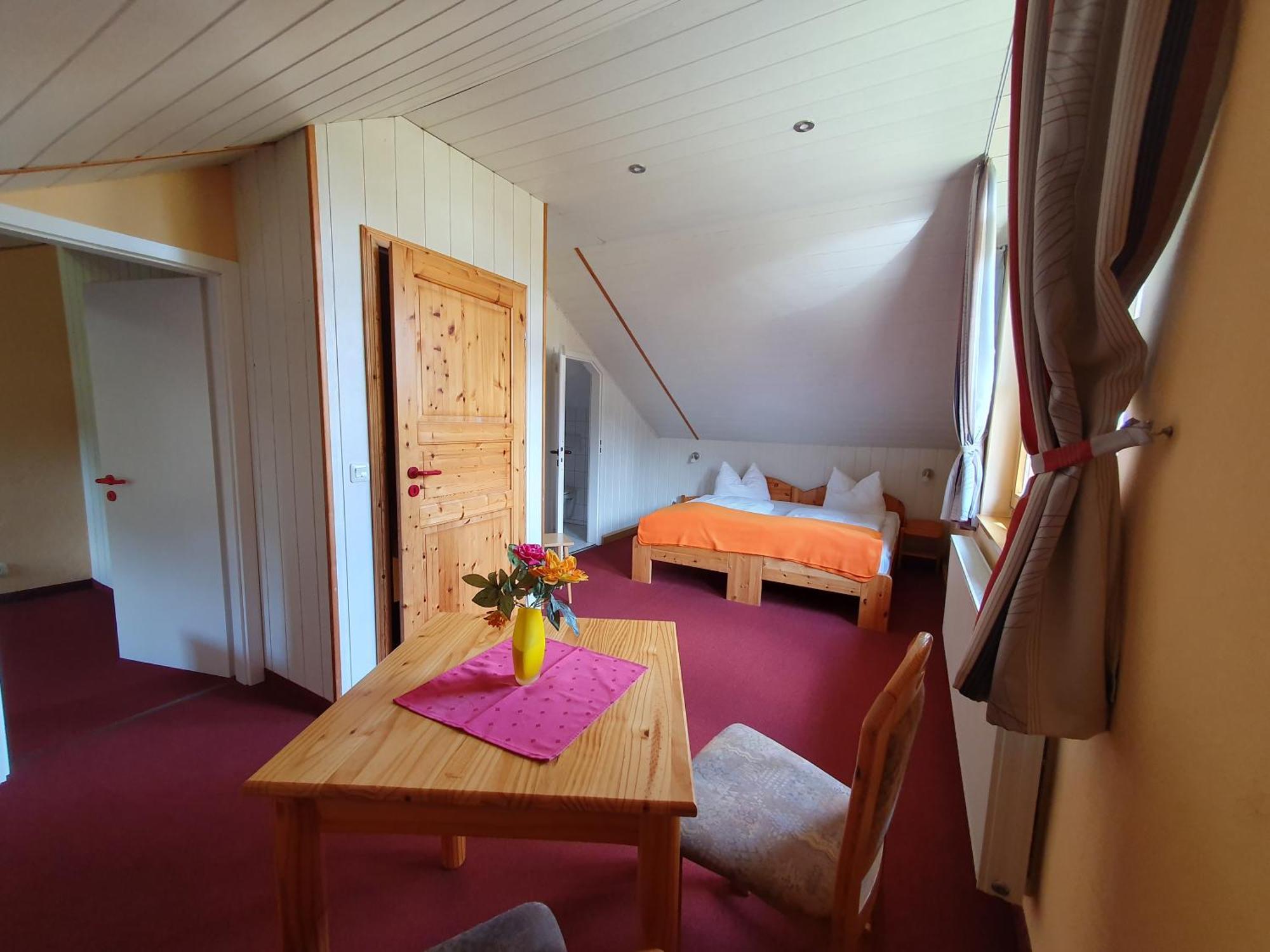 เฟรีนดอร์ฟ ฟูชส์แบร์ค Villa Schirgiswalde-Kirschau ภายนอก รูปภาพ